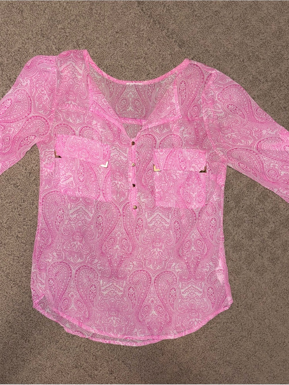 Women's Pink Paisley Button Henley Blouse Unbranded/No Tag. Like NEW condition.